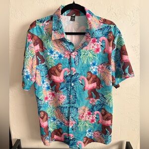 MANFINITY Bigfoot Flamingo Hawaiian Shirt | Tropical Button Up | Size L
